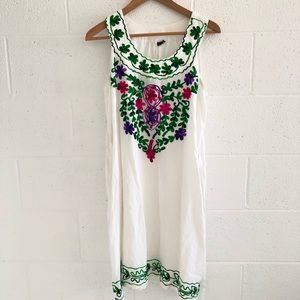 Embroidery dress